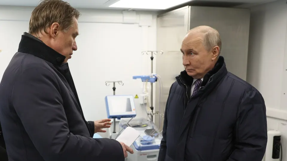 Президент поручил министру здравоохранения расширить охват репродуктивной диспансеризации — регулярных обследований мужчин и женщин — на фоне многолетнего падения рождаемости и рекордно низких показателей рождаемости в стране.