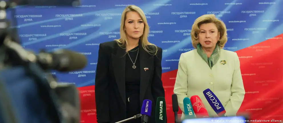 Яна Лантратова назначена новым уполномоченным по правам человека. Она пообещала сосредоточиться на помощи участникам «СВО» и их близким, но правозащитники встречают назначение скептически.