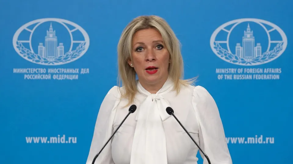 Официальный представитель МИД РФ предупредила, что любые притеснения российских граждан в Приднестровье получат «незамедлительный и адекватный ответ». Заявление последовало за указом о упрощённой выдаче российских паспортов и изменениями в законах о защите соотечественников.