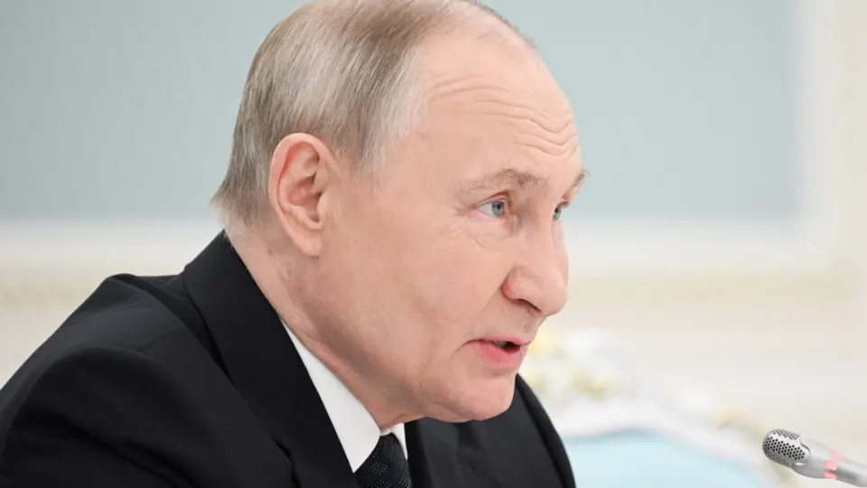 Власти поставили цель увеличить число иностранных студентов в российских вузах до 500 тысяч к 2030 году. Одновременно фиксируется рост вербовочной активности, ориентированной на иностранцев, в том числе для службы в войсках беспилотных систем.
