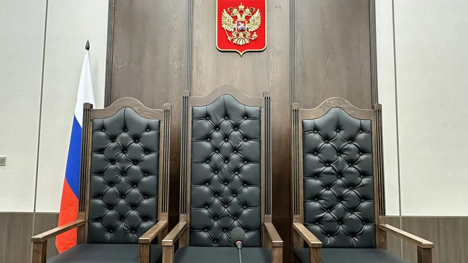 Правительственная комиссия одобрила проект, который позволит судам привлекать студентов юридических вузов и специалистов с средним профессиональным юридическим образованием на ряд должностей в аппаратах судов.