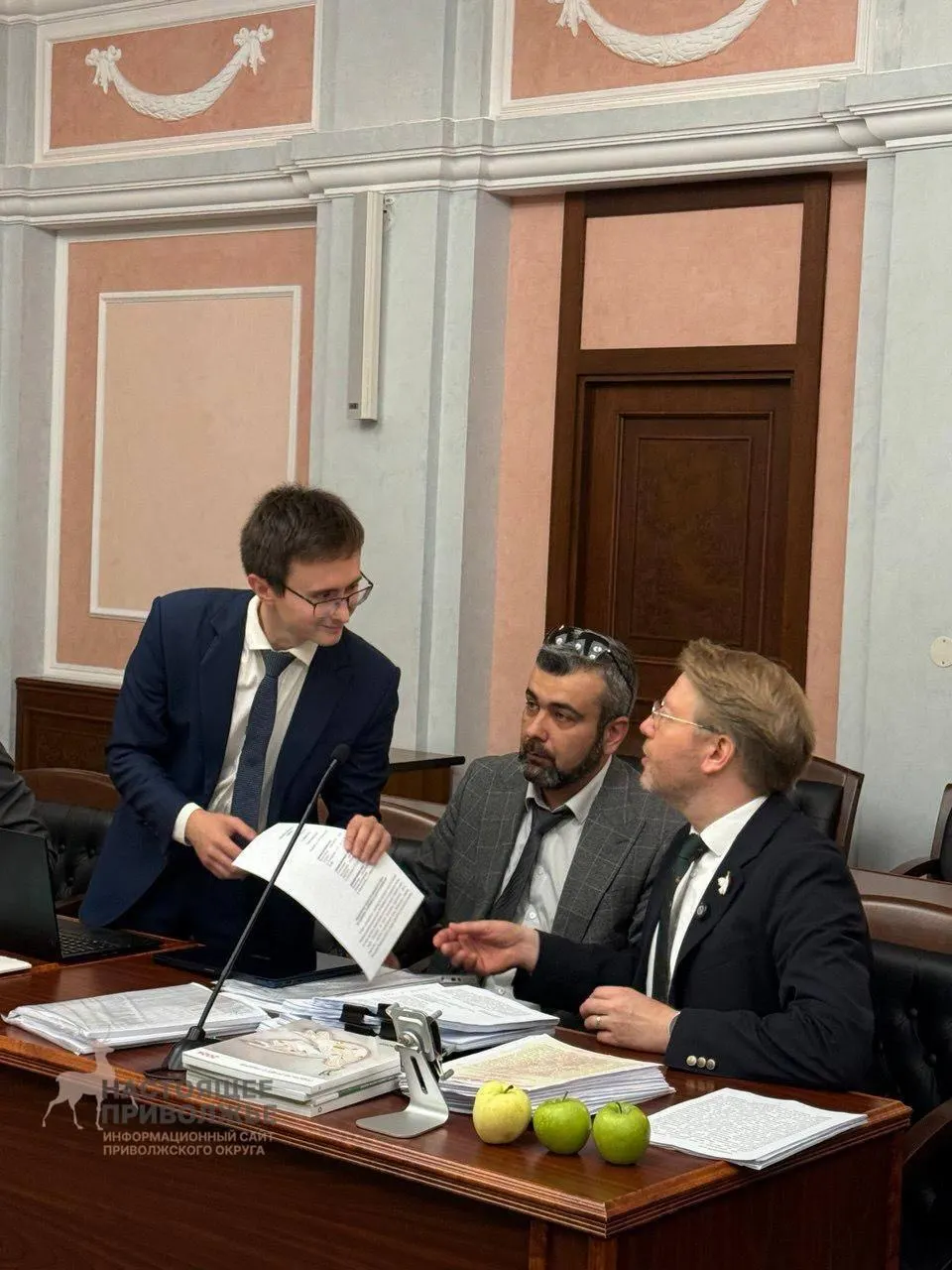 Суд рассмотрел доводы о нарушениях авторских прав, финансировании кампании и других фактах, решение не затрагивает обвинения в экстремизме.
