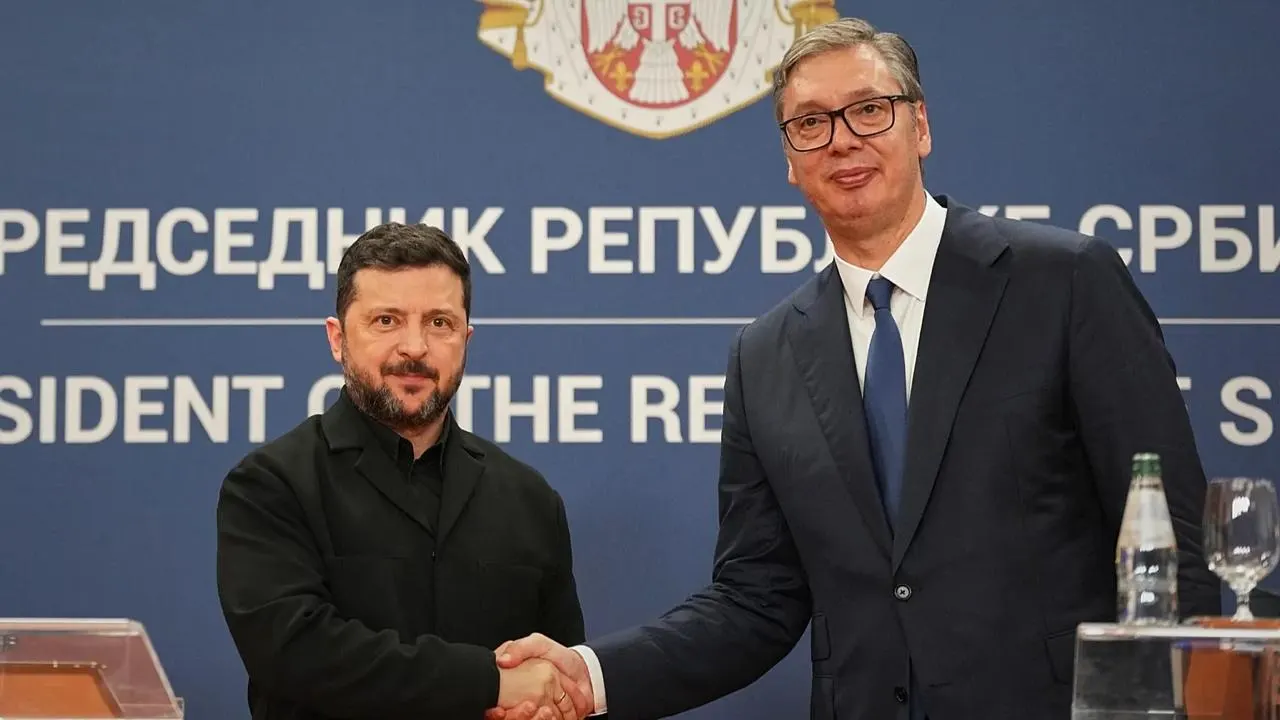 После провокационного вопроса журналиста к Зеленскому и последовавшей реакции российских властей было возбуждено уголовное дело; тема обсуждалась в контексте истории и международной политики.