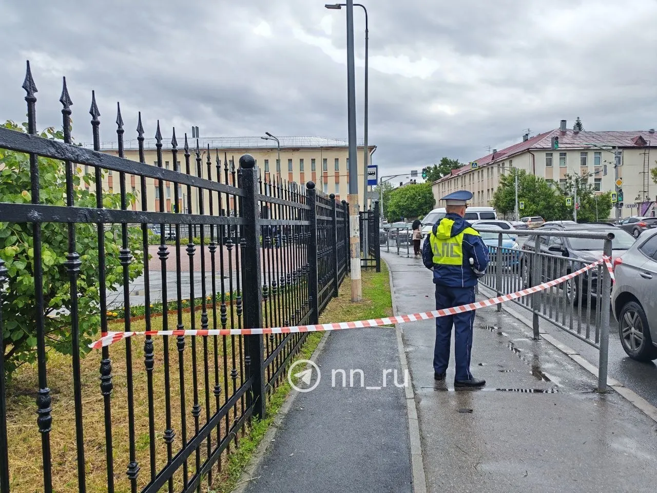Ночью над регионом были уничтожены дроны. В Нижнем Новгороде повреждено здание областного суда, по предварительным данным пострадавших нет. На месте работают спецслужбы, полиция и МЧС.
