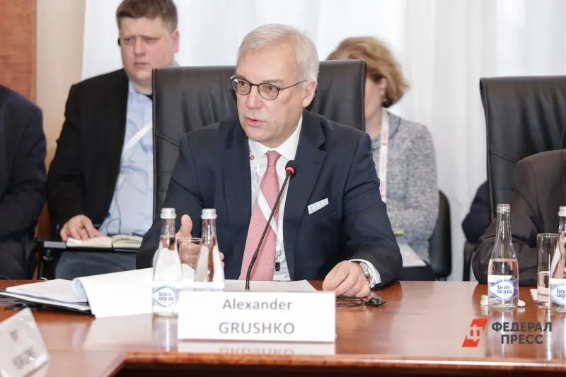 Александр Грушко заявил, что любые попытки НАТО заблокировать Калининградскую область или применить силу против эксклава повлекут тяжелейшие последствия для альянса; риск захвата региона он оценивает как нулевой.