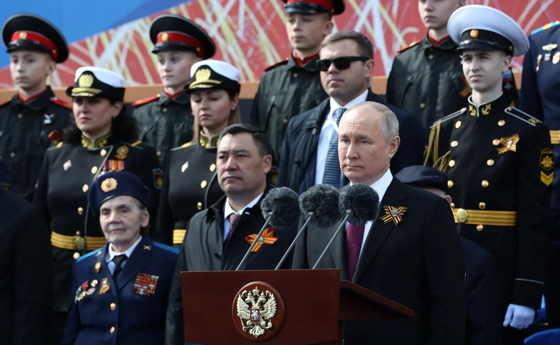 Президент выступил с речью на Параде Победы, подтвердив уверенность в победе; публикуем его обращение и ключевую цитату.
