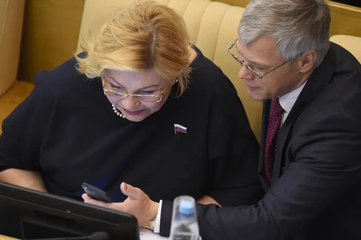Валерий Гартунг оказался среди двух депутатов, проголосовавших против обращения Госдумы по удару в Старобельске. Спикер Володин назвал голосование «техническим сбоем» и потребовал выяснить обстоятельства.