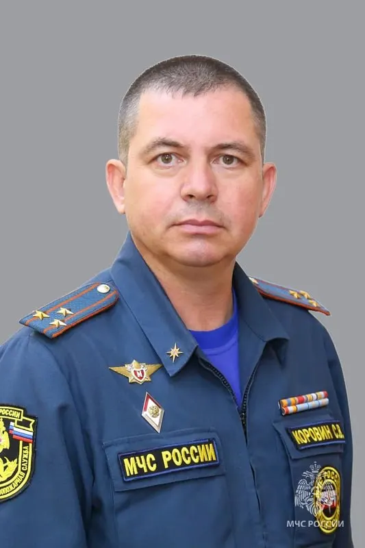 Указ президента от 3 июня назначил полковника внутренней службы Сергея Коровина руководителем краевого управления МЧС. Коровин имеет более 25 лет службы и большой опыт в ликвидации чрезвычайных ситуаций.
