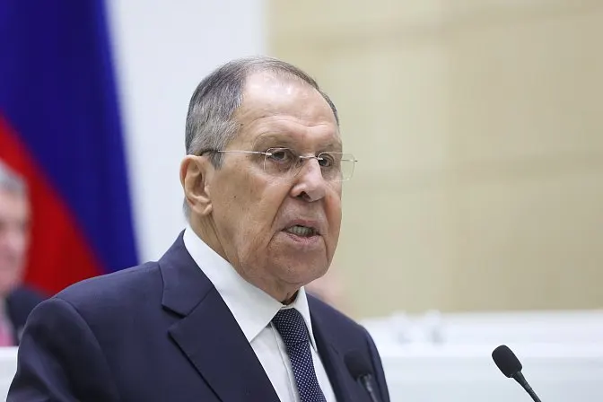 Глава МИД РФ заявил, что нормы Евразийского экономического союза и Евросоюза взаимоисключающие, поэтому вопрос членства Армении потребует скорого решения — это повлияет на тарифы и фитосанитарные правила.