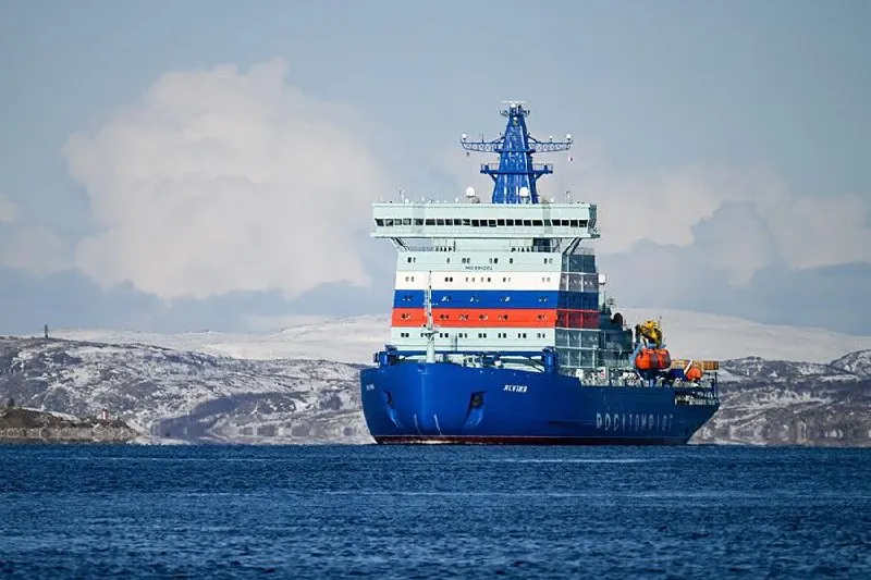 Верховный суд РФ рассмотрит жалобу по делу о банкротстве Мурманского морского пароходства — стратегического оператора Севморпути. Кредиторы требуют почти ₽1 млрд с семьи владельца, а тем временем флот и кадры предприятия потеряны.
