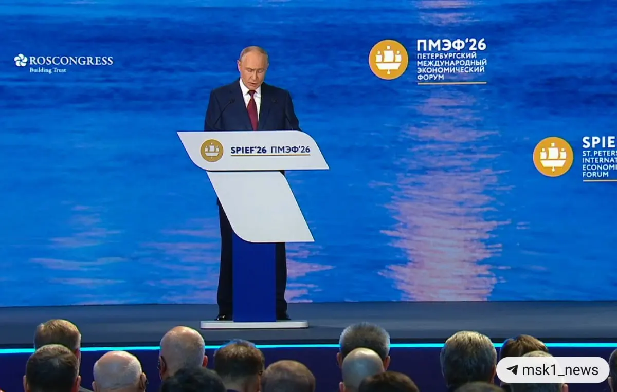 Президент заявил, что искусственный интеллект, автономные системы и платформенные решения — ключевые технологии будущего; по его словам, Россия также занимает ведущие позиции в атомной энергетике.