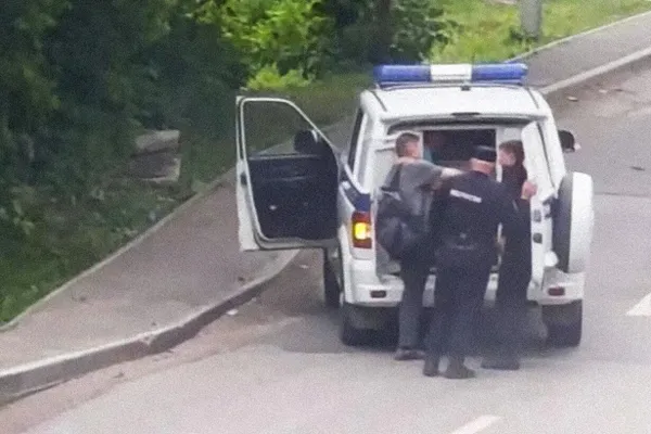 В Пензе заблокировали телеграм-канал, в котором жители публиковали сообщения о массовых облавах на мужчин призывного возраста и принуждении к подписанию контрактов. Полиция предупредила о возможной ответственности за распространение недостоверной информации.