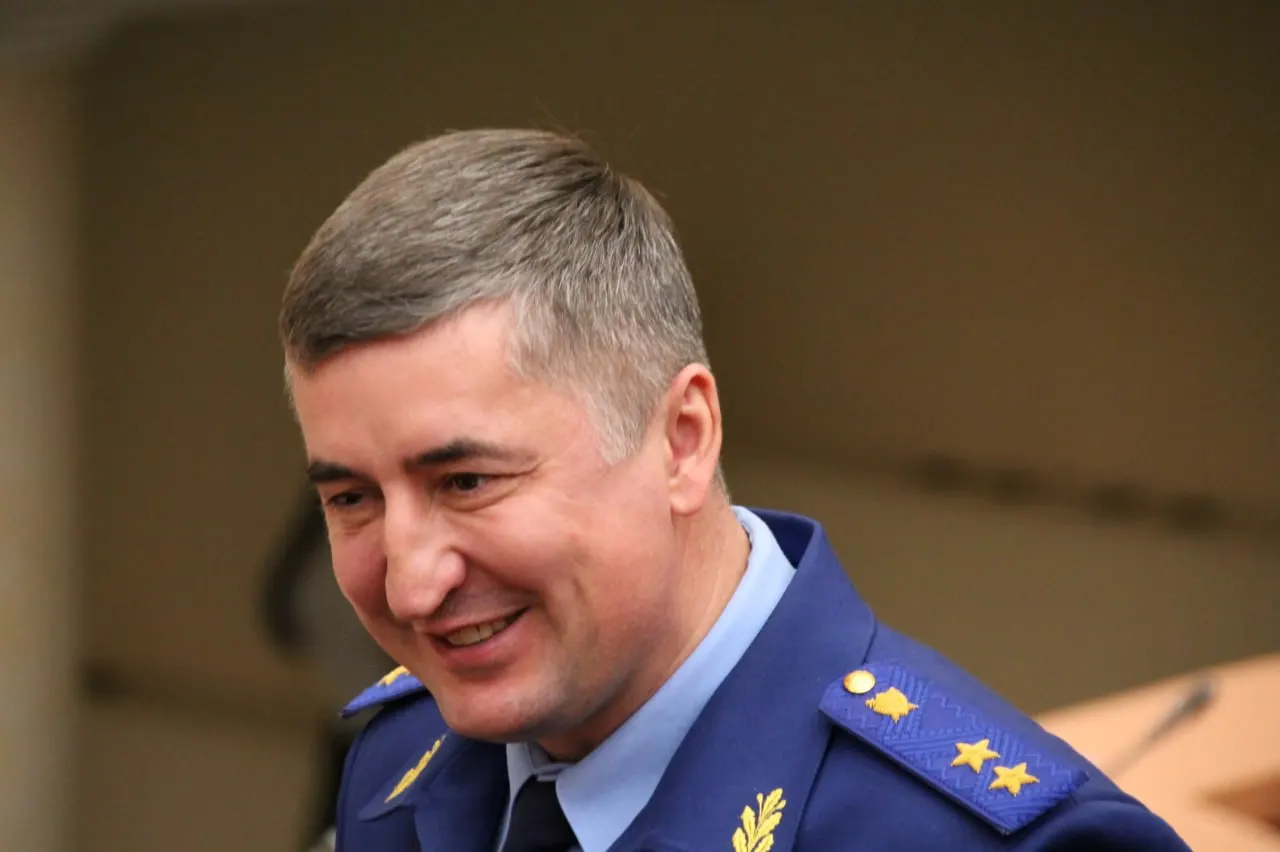 Сергей Филипенко назначен прокурором Воронежской области на пятилетний срок. Новым прокурором Саратовской области стал Роман Пантелеев. Указ вступил в силу 28 июня.