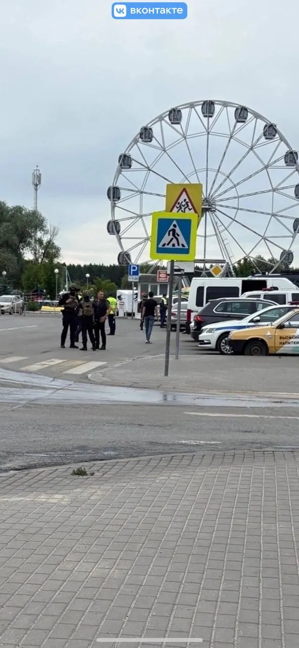 Жительница Пензы рассказала, что мужчин задержали в микрорайоне Ахуны; позже родственники сообщили, что их перевезли в Ростов, после чего с ними прекратилась связь.