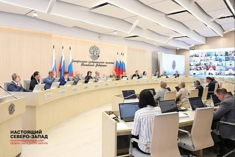 Центризбирком одобрил федеральный список партии «Яблоко», в него вошли представители Северо‑Западного федерального округа. Из списка исключён один кандидат из‑за отсутствия сведений о расходах; в программе партии — прекращение войны, свобода информации и прекращение репрессий.