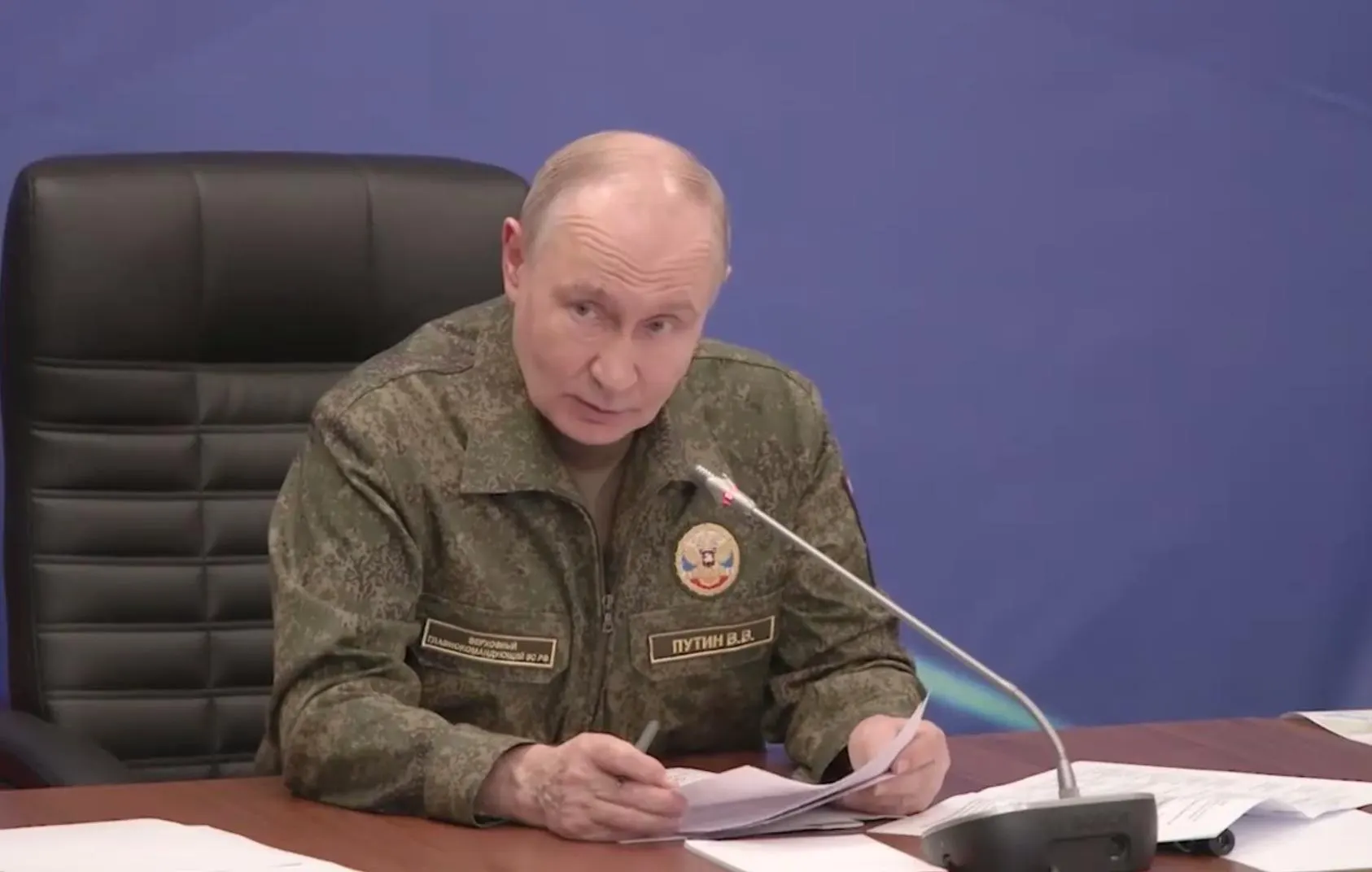 Президент сообщил, что российские войска взяли под контроль город Константиновка в ДНР. Независимые подтверждения пока не поступали, ситуация остаётся динамичной.