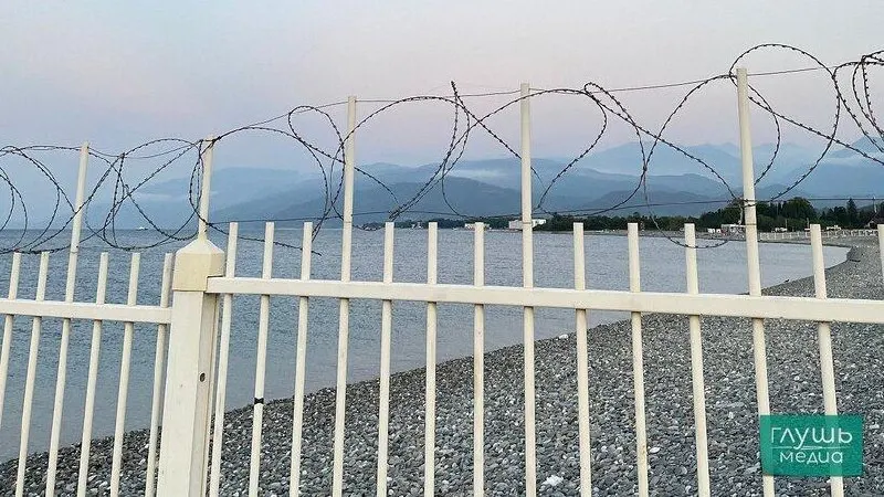 За прошедший год россияне совершили около 92 миллионов поездок по стране, что на 2% выше предыдущего года. На человека приходится примерно 0,63 поездки в год; для сравнения в США — около 7, в Японии — почти 10. Выезд за рубеж вырос на 9% и достиг 30 миллионов поездок. Самыми популярными направлениями стали Турция, Абхазия и Казахстан, а среди путешественников увеличился интерес к Китаю, Египту и Вьетнаму.