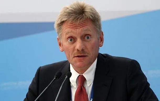 Пресс-секретарь заявил, что в РФ не ограничивают доступ к журналистам и не вмешивают в работу иностранных СМИ.