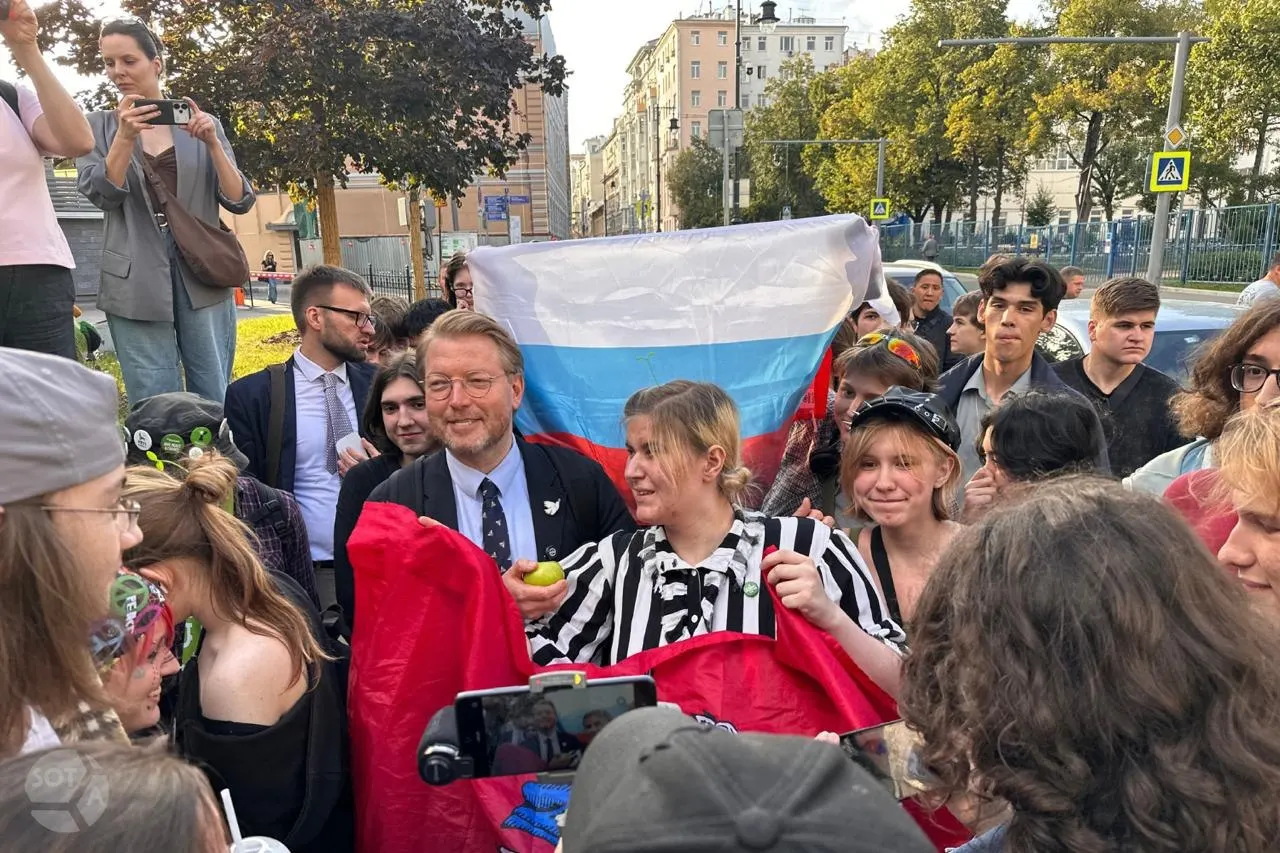 Верховный суд отказался передать надзорную жалобу партии Яблоко на отмену регистрации федерального списка на выборах в Госдуму.