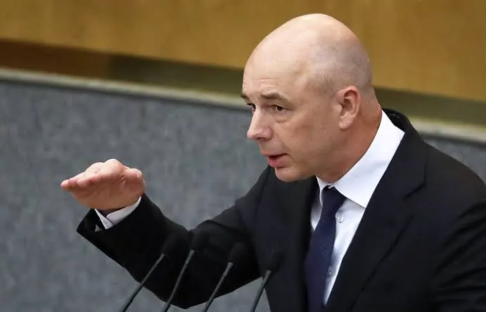Глава Минфина призывает финансистов формировать резерв, объясняя роль ФНБ и финансирование обязательств в условиях колебаний цен на нефть.