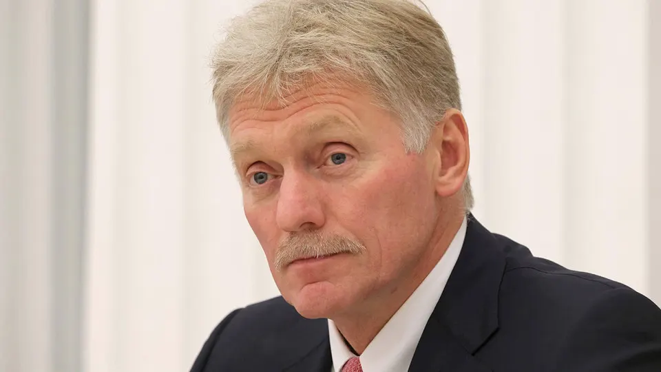 В Кремле утверждают о близкой победе над Украиной, в то время как эксперты предсказывают продолжительный конфликт и указывают на дезинформацию в военной аналитике.