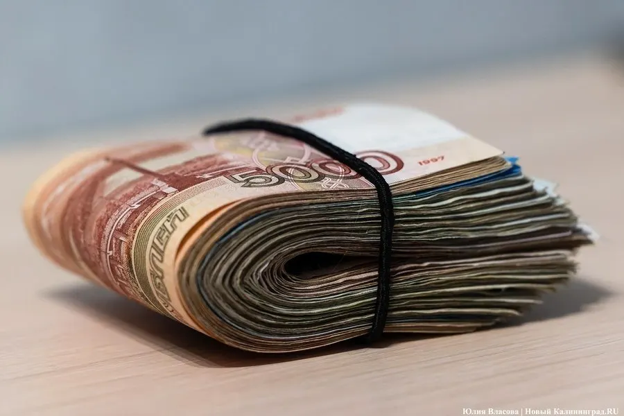 Объем выдачи кредитов физическим лицам в регионе достиг 212,8 млрд рублей за год, совокупный портфель — 263,4 млрд, на фоне снижения ставки.
