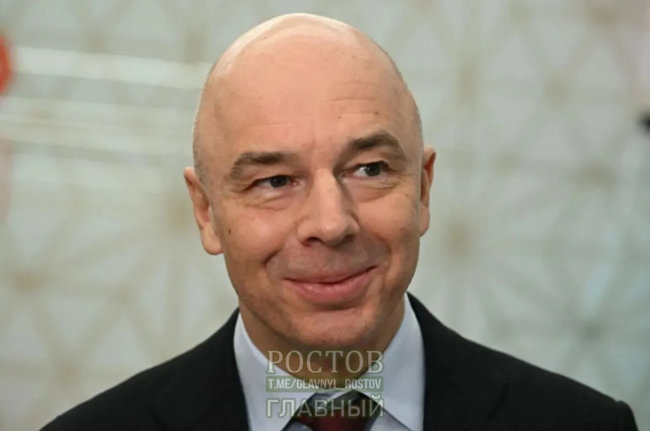 Глава Минфина призывает граждан перераспределить расходы и ориентироваться на реальные финансовые возможности, подчёркивая важность взвешенного подхода к бюджету.