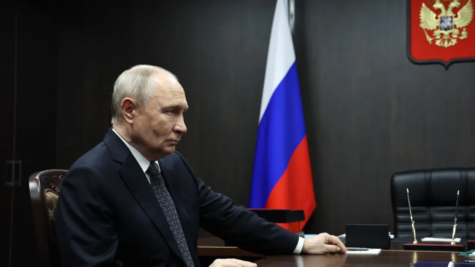 Путин сообщил о возобновлении контактов в формате Россия – США – Европа для обсуждения обеспечения безопасности и урегулирования после мирного соглашения.